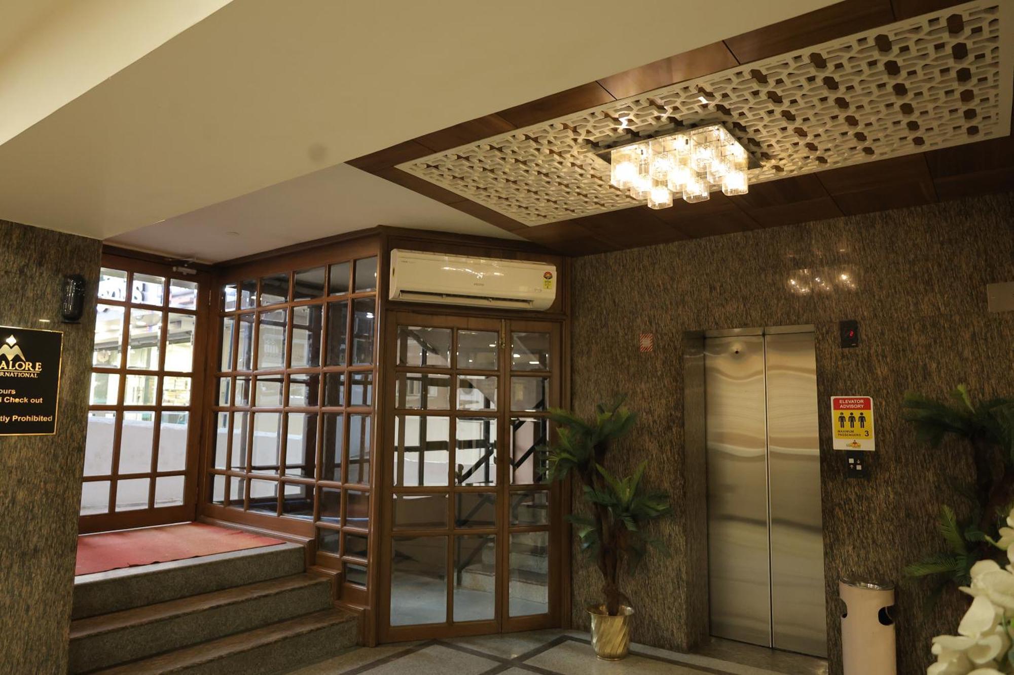 Hotel Mangalore International Exterior photo