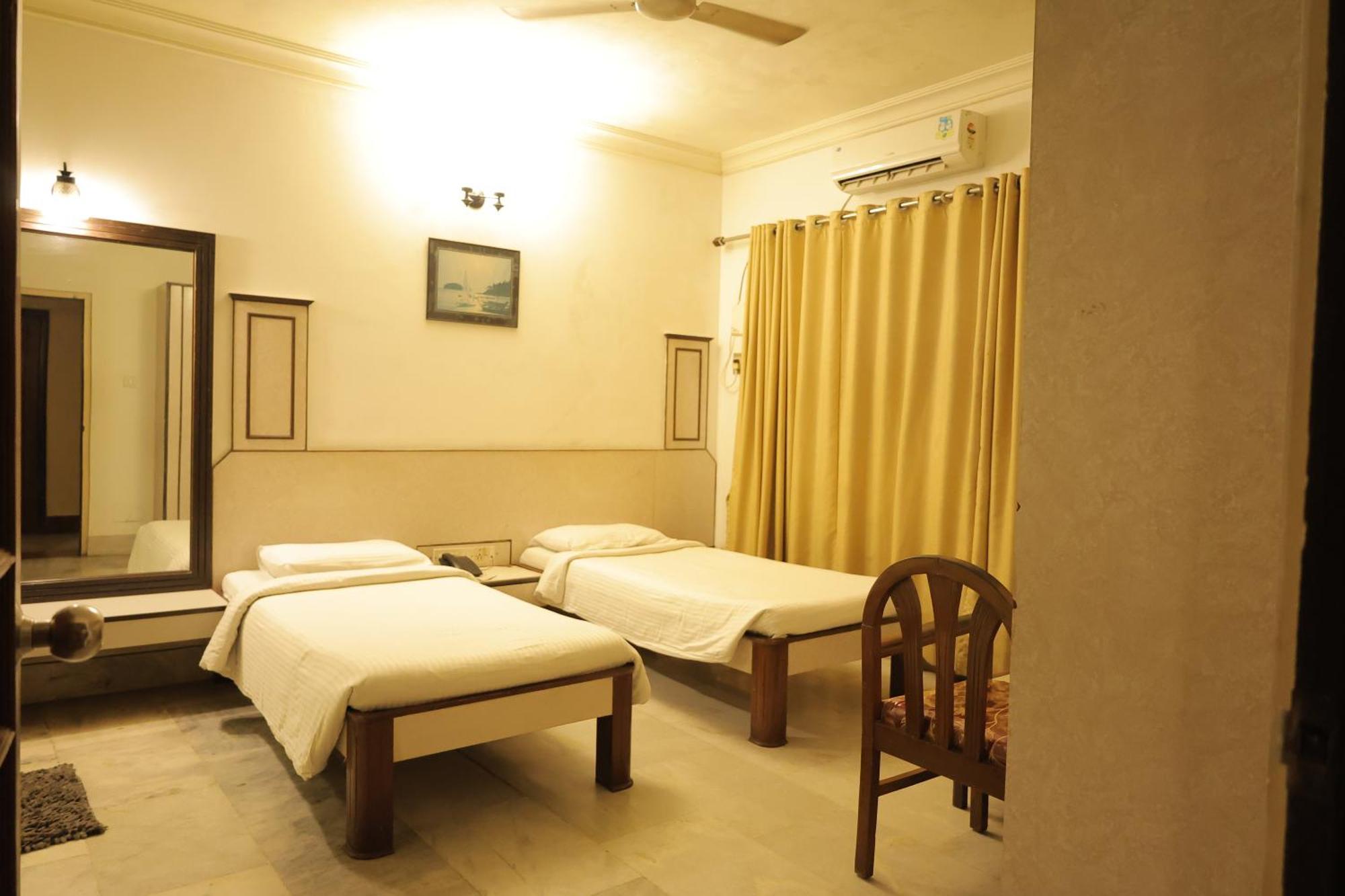 Hotel Mangalore International Exterior photo