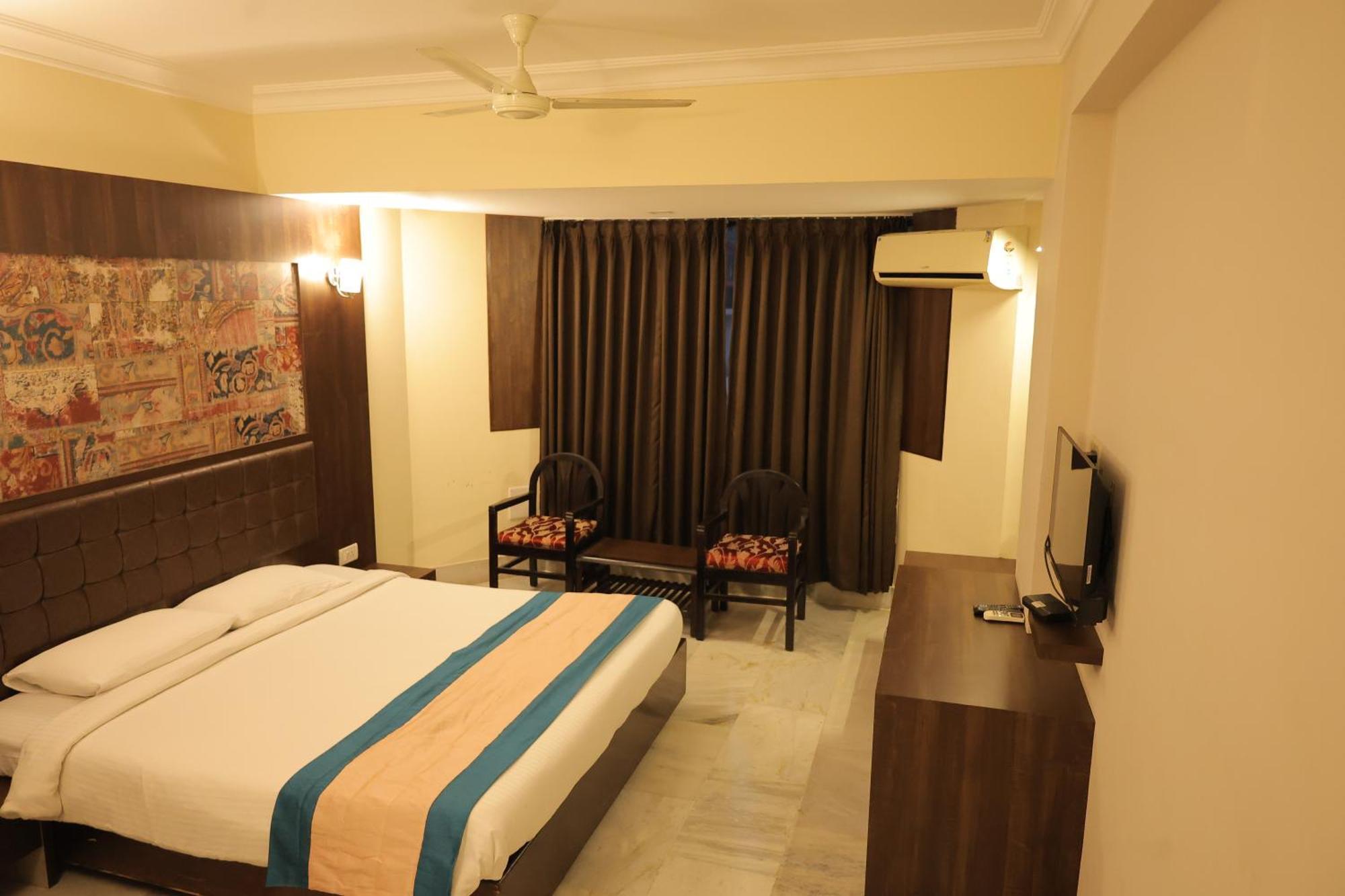 Hotel Mangalore International Exterior photo